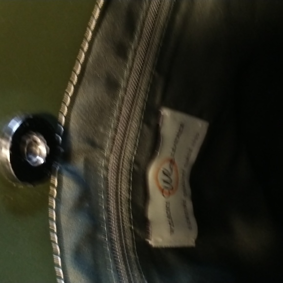 Wilsons Leather forest green tote bag w lots of pockets and room, silver… - Picture 5 of 16